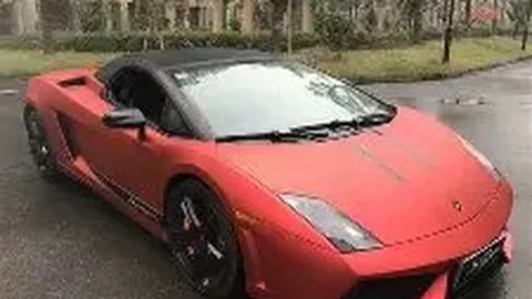 国足主场人数创新高：7万球迷见证历史盛况！